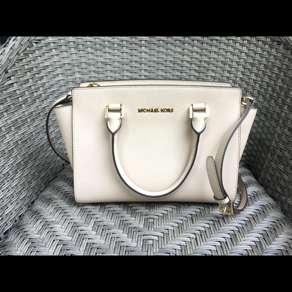 Michael Kors Medium Selma satchel
